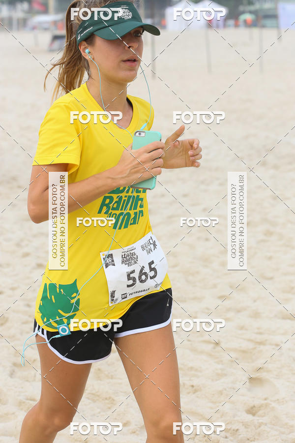 Buy your photos of the eventCircuito Petrobrs Rei e Rainha do Mar on Fotop