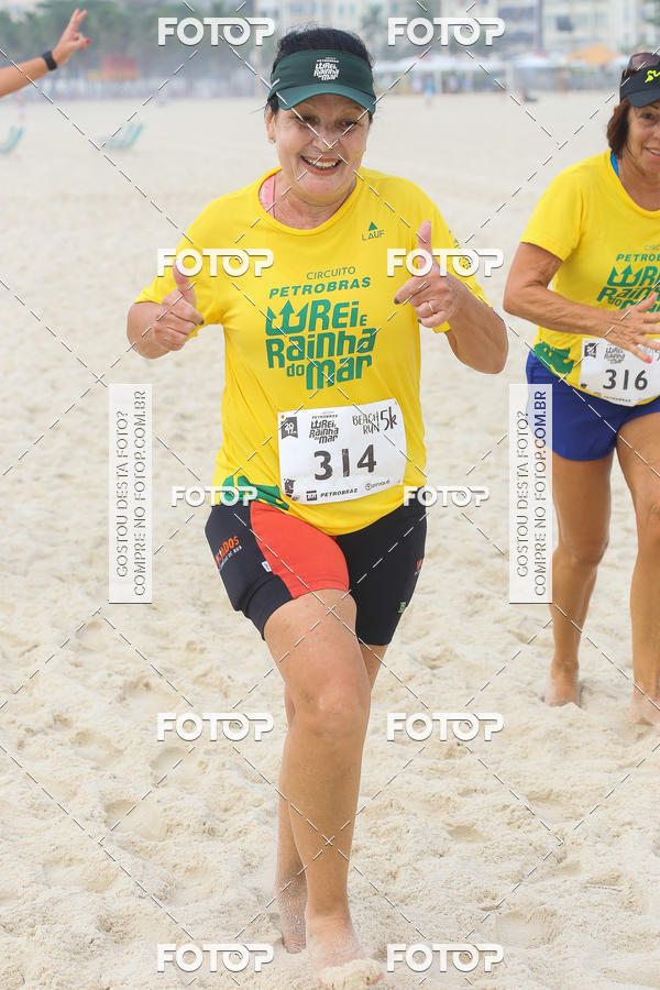 Buy your photos of the eventCircuito Petrobrs Rei e Rainha do Mar on Fotop