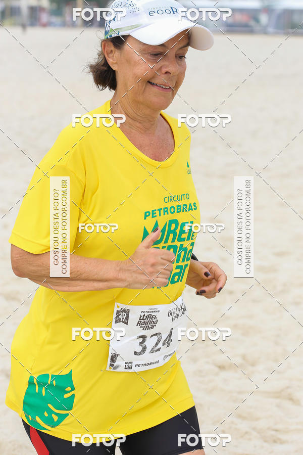 Buy your photos of the eventCircuito Petrobrs Rei e Rainha do Mar on Fotop