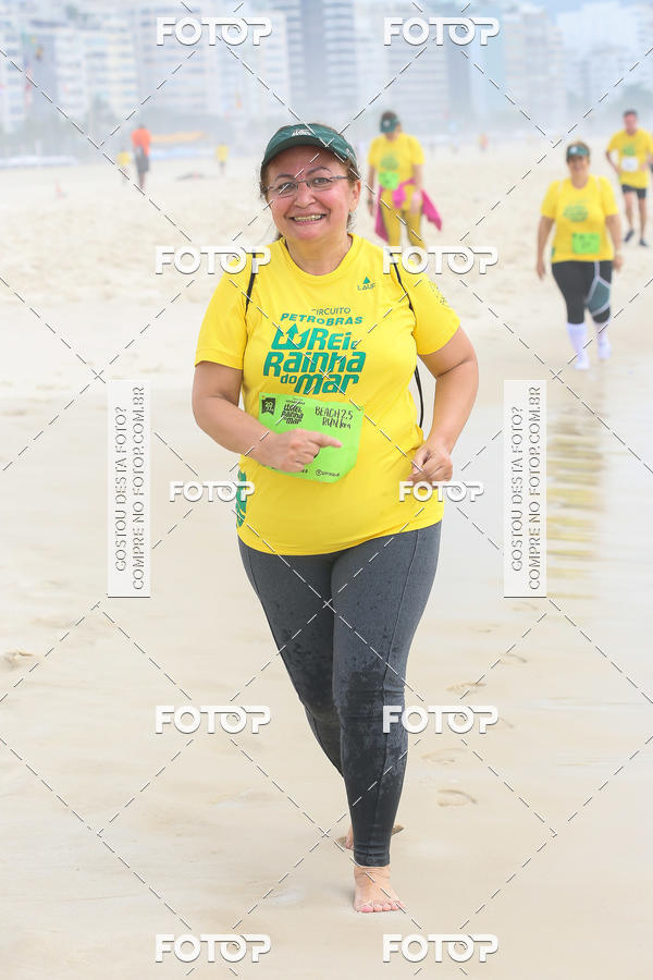 Buy your photos of the eventCircuito Petrobrs Rei e Rainha do Mar on Fotop
