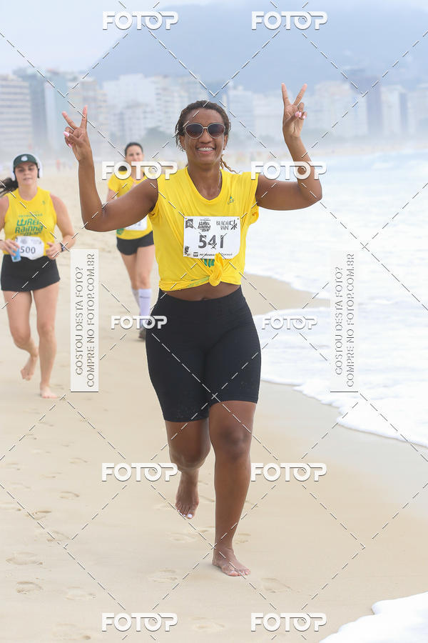 Buy your photos of the eventCircuito Petrobrs Rei e Rainha do Mar on Fotop