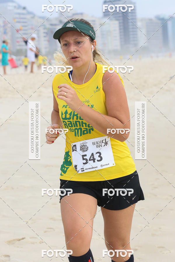 Buy your photos of the eventCircuito Petrobrs Rei e Rainha do Mar on Fotop
