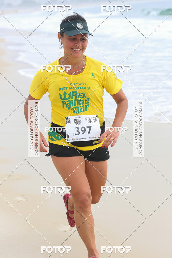Buy your photos of the eventCircuito Petrobrs Rei e Rainha do Mar on Fotop
