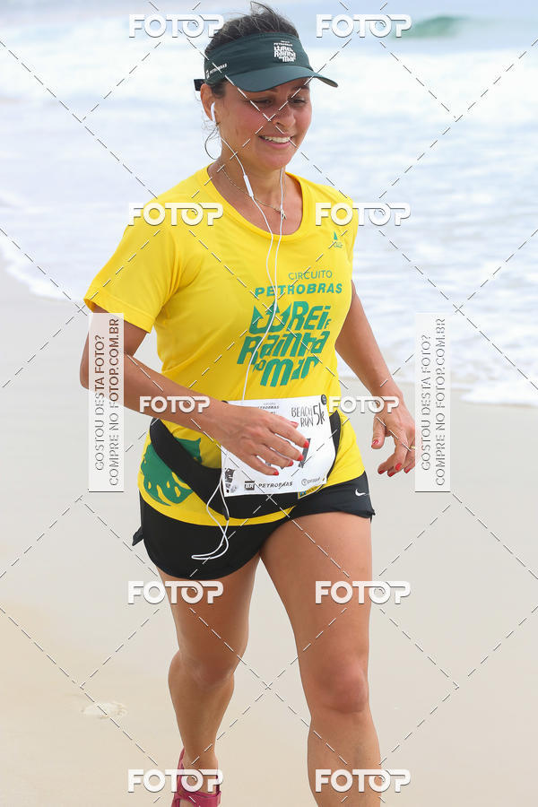 Buy your photos of the eventCircuito Petrobrs Rei e Rainha do Mar on Fotop