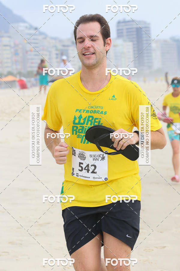 Buy your photos of the eventCircuito Petrobrs Rei e Rainha do Mar on Fotop