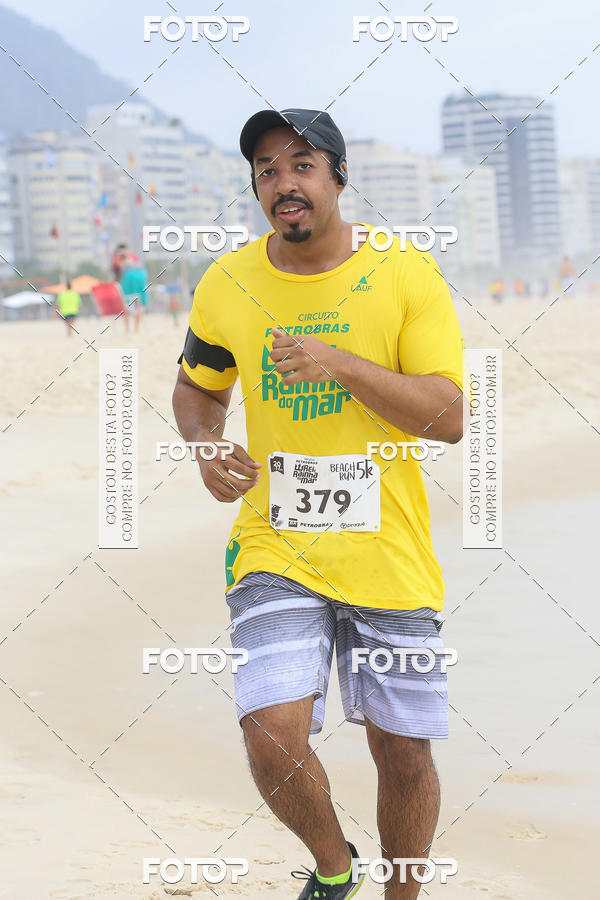 Buy your photos of the eventCircuito Petrobrs Rei e Rainha do Mar on Fotop