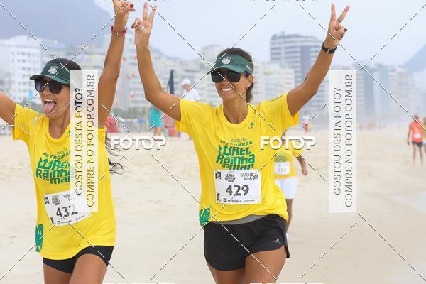 Buy your photos of the eventCircuito Petrobrs Rei e Rainha do Mar on Fotop