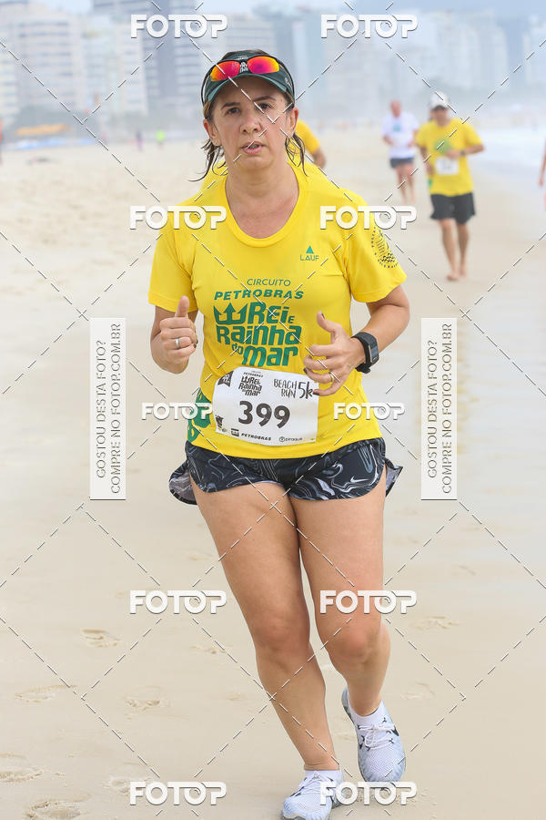 Buy your photos of the eventCircuito Petrobrs Rei e Rainha do Mar on Fotop