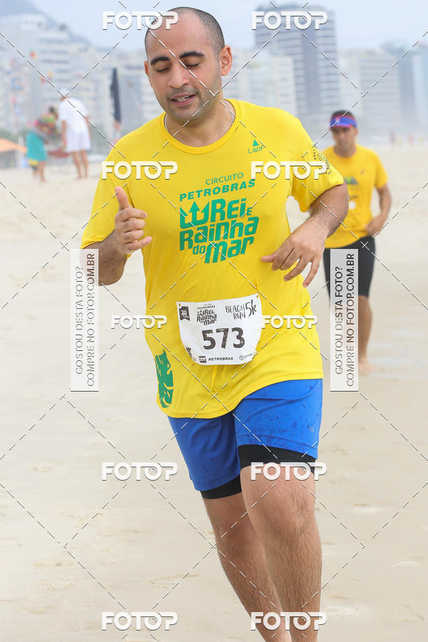 Buy your photos of the eventCircuito Petrobrs Rei e Rainha do Mar on Fotop