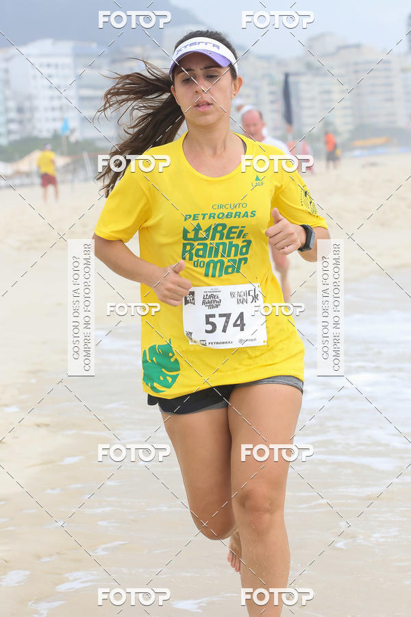 Buy your photos of the eventCircuito Petrobrs Rei e Rainha do Mar on Fotop