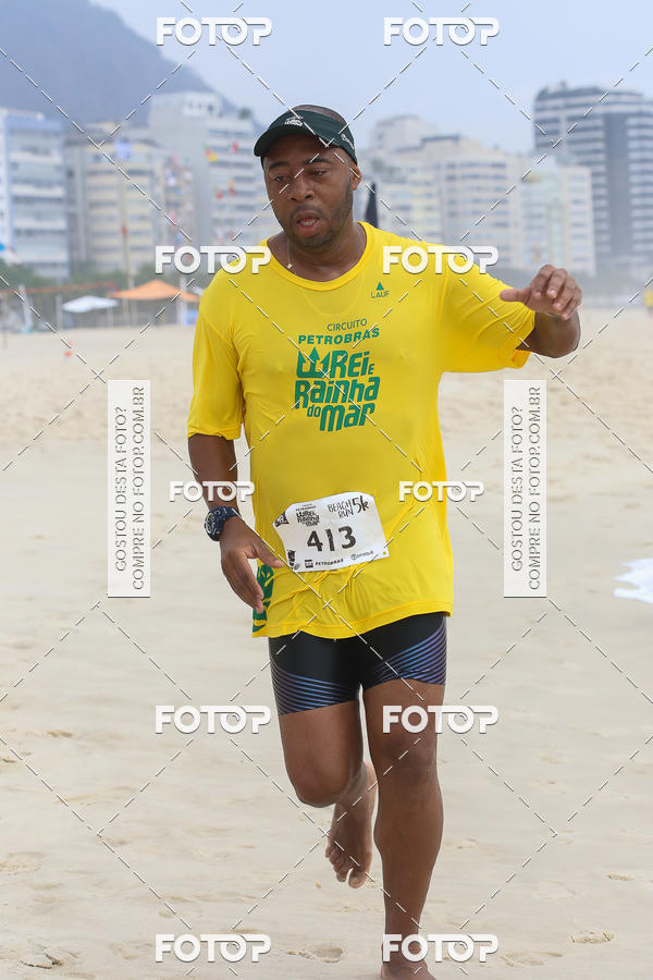 Buy your photos of the eventCircuito Petrobrs Rei e Rainha do Mar on Fotop