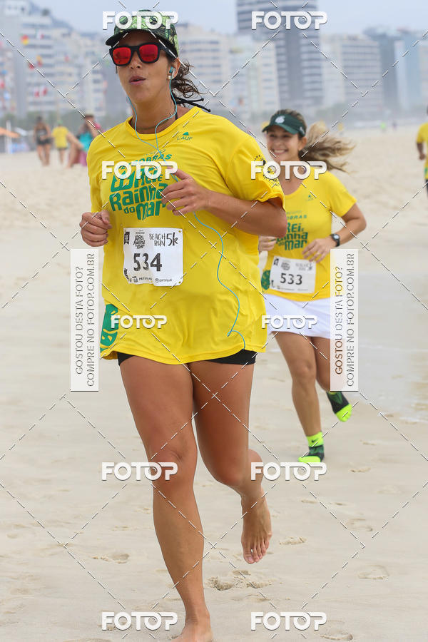 Buy your photos of the eventCircuito Petrobrs Rei e Rainha do Mar on Fotop