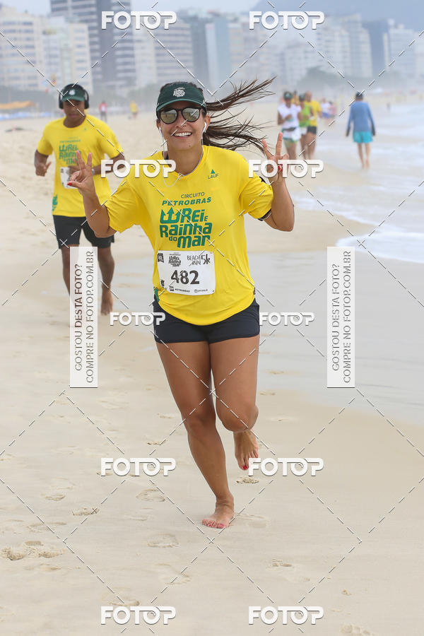 Buy your photos of the eventCircuito Petrobrs Rei e Rainha do Mar on Fotop