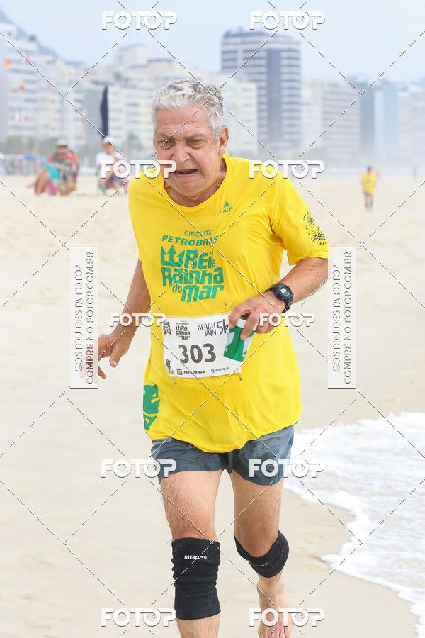 Buy your photos of the eventCircuito Petrobrs Rei e Rainha do Mar on Fotop