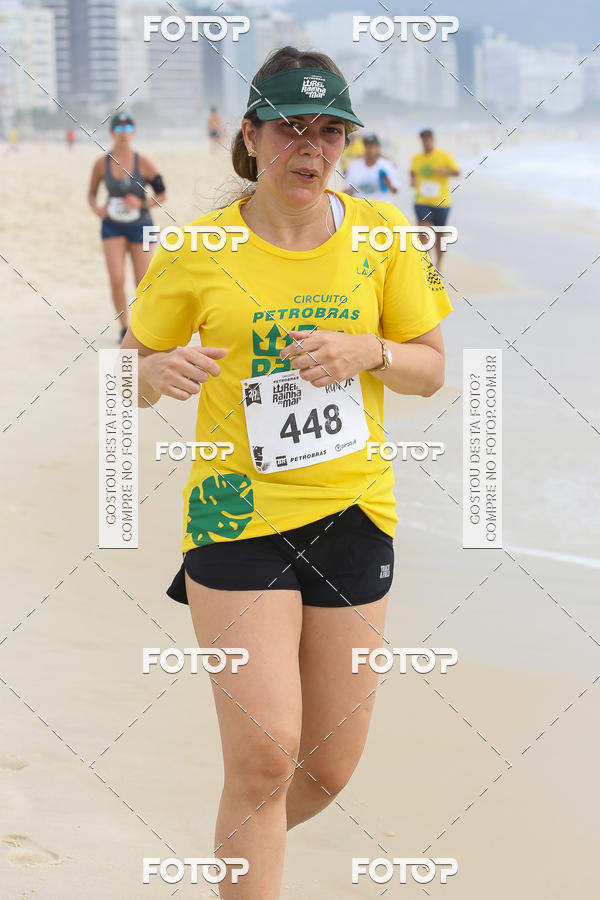 Buy your photos of the eventCircuito Petrobrs Rei e Rainha do Mar on Fotop