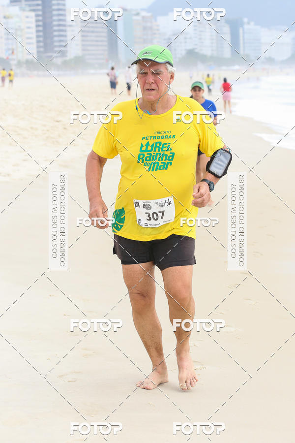 Buy your photos of the eventCircuito Petrobrs Rei e Rainha do Mar on Fotop