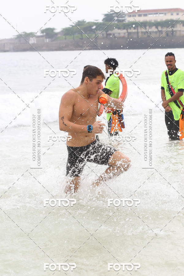Buy your photos of the eventCircuito Petrobrs Rei e Rainha do Mar on Fotop
