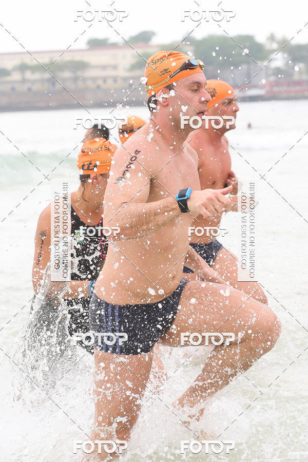 Buy your photos of the eventCircuito Petrobrs Rei e Rainha do Mar on Fotop