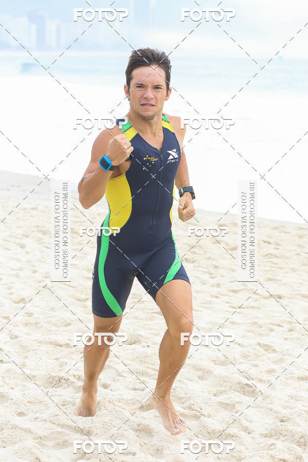 Buy your photos of the eventCircuito Petrobrs Rei e Rainha do Mar on Fotop