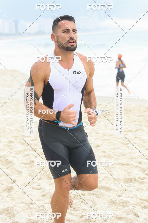 Buy your photos of the eventCircuito Petrobrs Rei e Rainha do Mar on Fotop