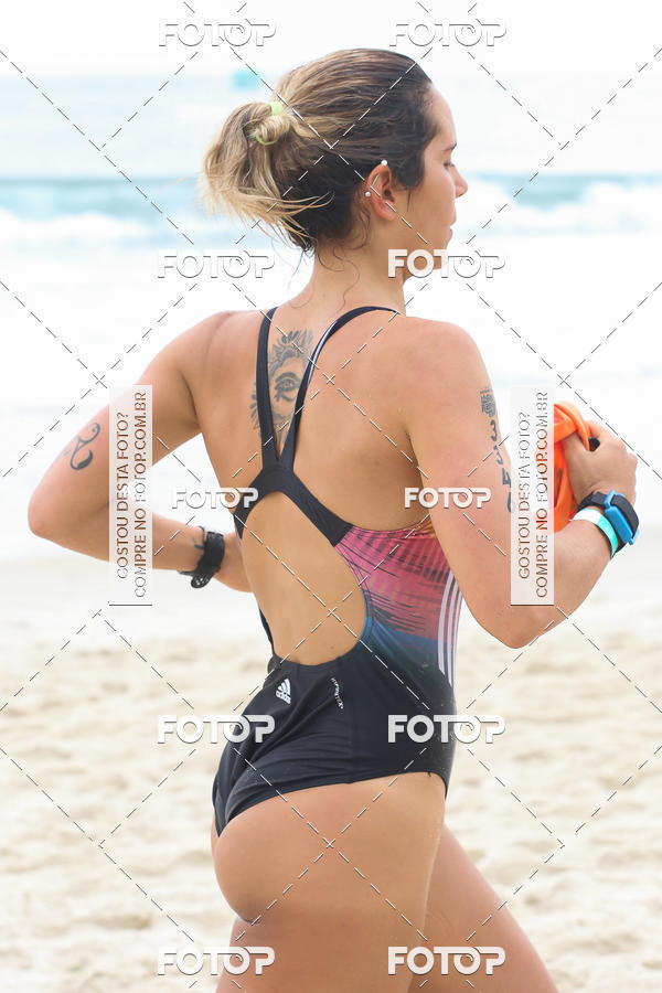 Buy your photos of the eventCircuito Petrobrs Rei e Rainha do Mar on Fotop