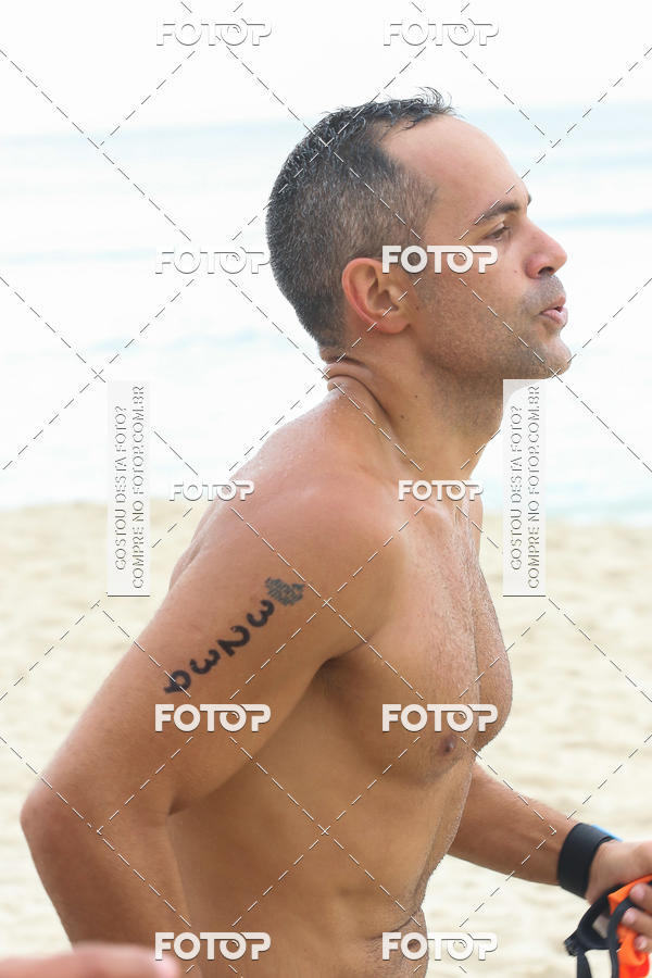 Buy your photos of the eventCircuito Petrobrs Rei e Rainha do Mar on Fotop