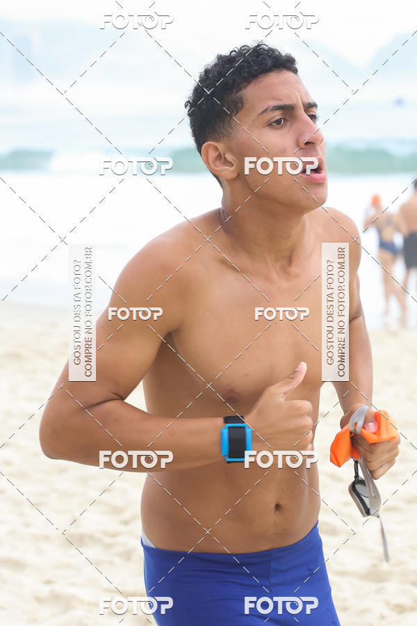 Buy your photos of the eventCircuito Petrobrs Rei e Rainha do Mar on Fotop