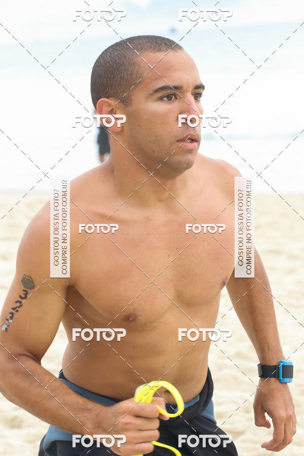 Buy your photos of the eventCircuito Petrobrs Rei e Rainha do Mar on Fotop