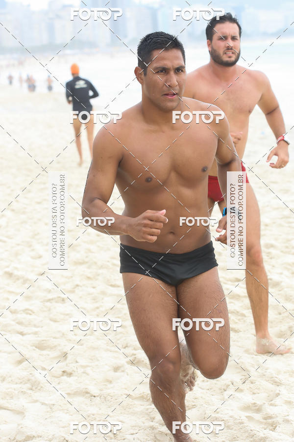 Buy your photos of the eventCircuito Petrobrs Rei e Rainha do Mar on Fotop