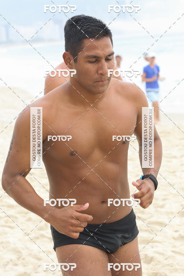 Buy your photos of the eventCircuito Petrobrs Rei e Rainha do Mar on Fotop