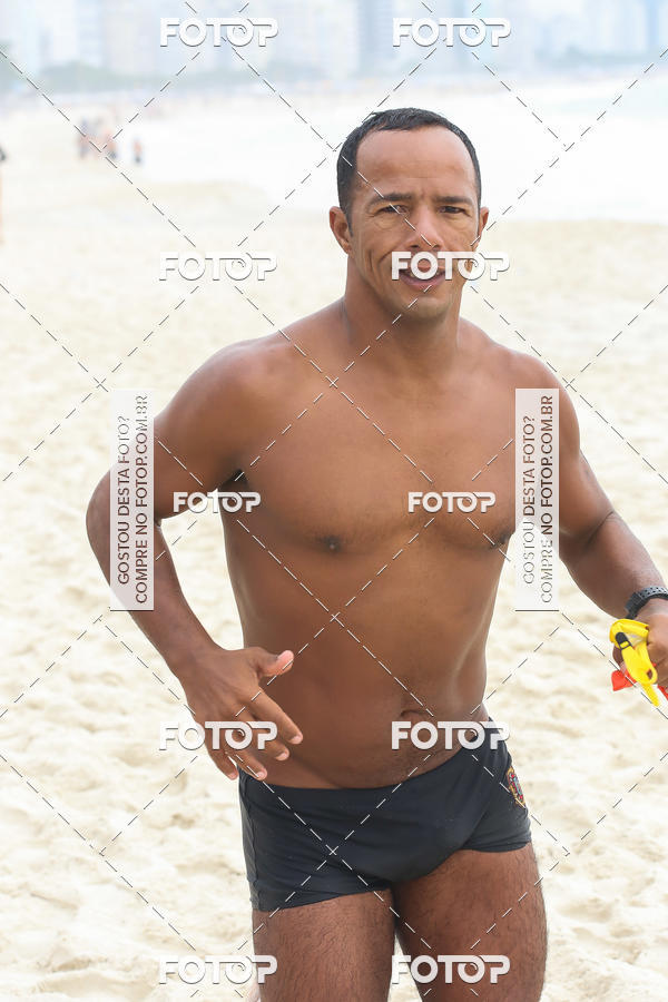 Buy your photos of the eventCircuito Petrobrs Rei e Rainha do Mar on Fotop