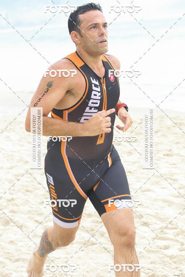 Buy your photos of the eventCircuito Petrobrs Rei e Rainha do Mar on Fotop