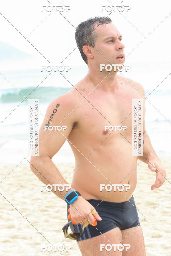 Buy your photos of the eventCircuito Petrobrs Rei e Rainha do Mar on Fotop