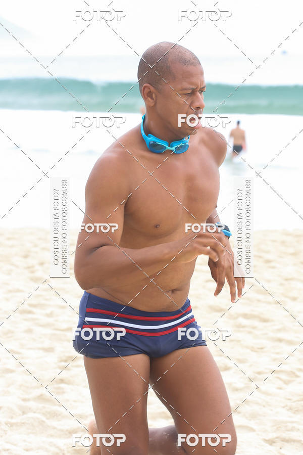 Buy your photos of the eventCircuito Petrobrs Rei e Rainha do Mar on Fotop