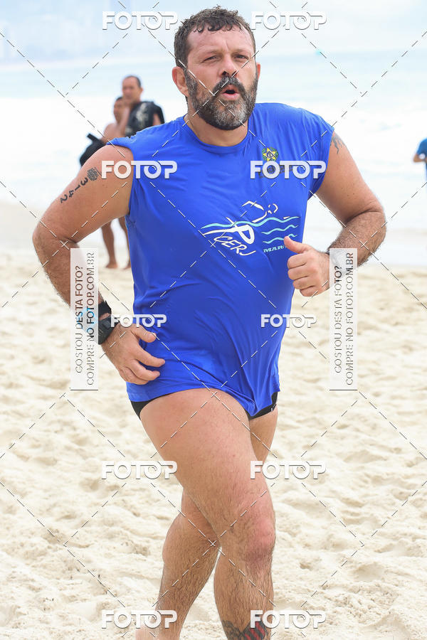 Buy your photos of the eventCircuito Petrobrs Rei e Rainha do Mar on Fotop
