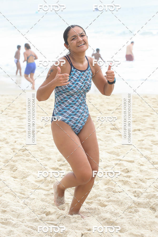 Buy your photos of the eventCircuito Petrobrs Rei e Rainha do Mar on Fotop