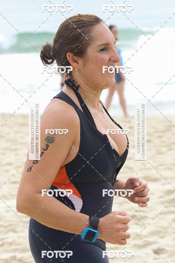 Buy your photos of the eventCircuito Petrobrs Rei e Rainha do Mar on Fotop