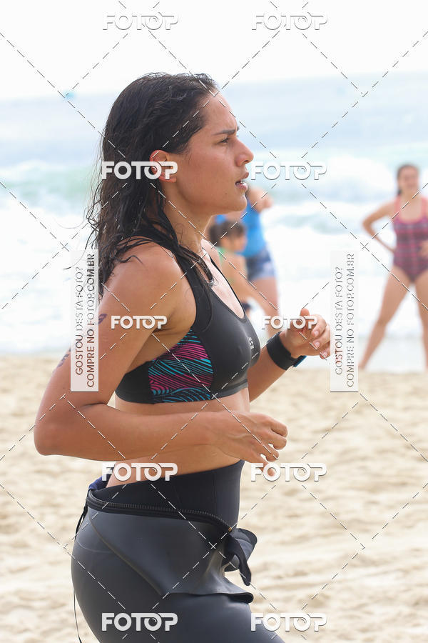 Buy your photos of the eventCircuito Petrobrs Rei e Rainha do Mar on Fotop