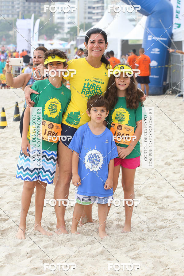 Buy your photos of the eventCircuito Petrobrs Rei e Rainha do Mar on Fotop
