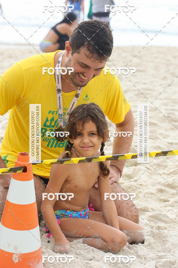Buy your photos of the eventCircuito Petrobrs Rei e Rainha do Mar on Fotop