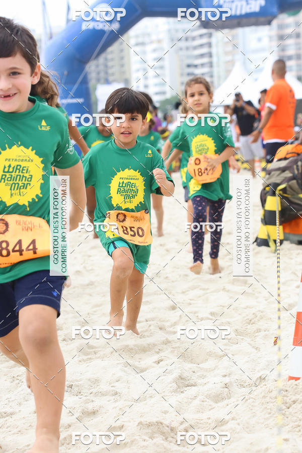Buy your photos of the eventCircuito Petrobrs Rei e Rainha do Mar on Fotop