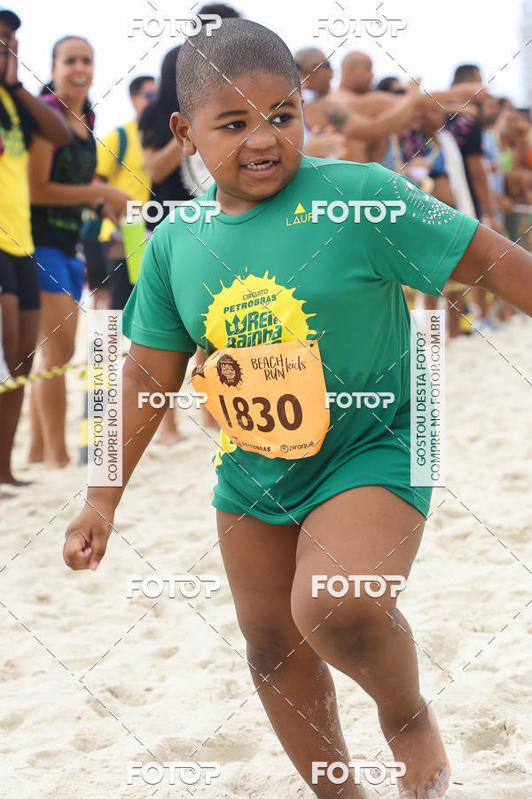 Buy your photos of the eventCircuito Petrobrs Rei e Rainha do Mar on Fotop