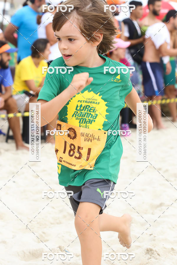 Buy your photos of the eventCircuito Petrobrs Rei e Rainha do Mar on Fotop