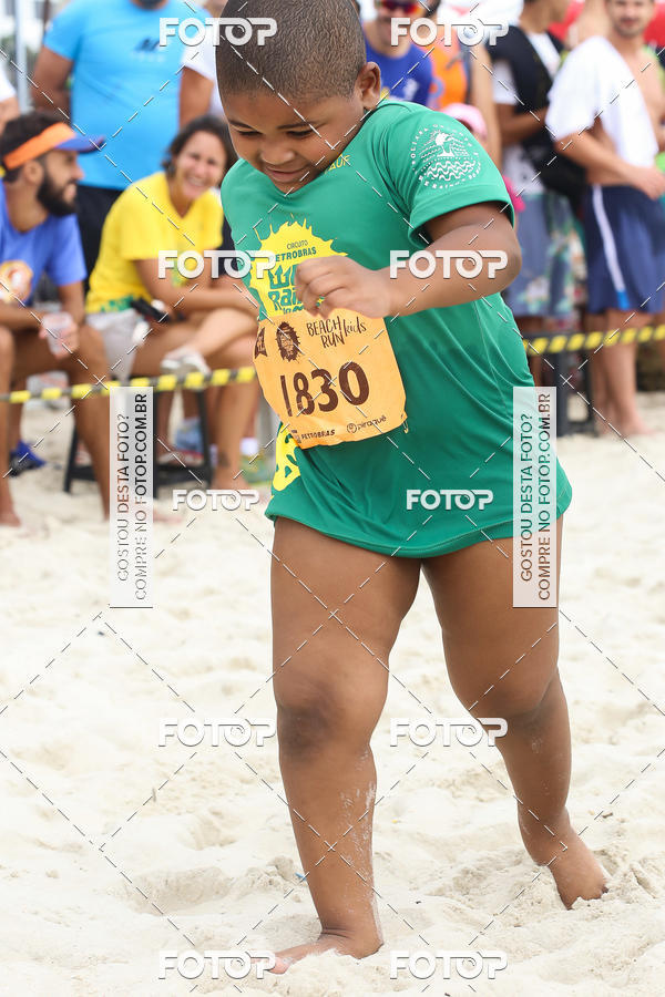 Buy your photos of the eventCircuito Petrobrs Rei e Rainha do Mar on Fotop