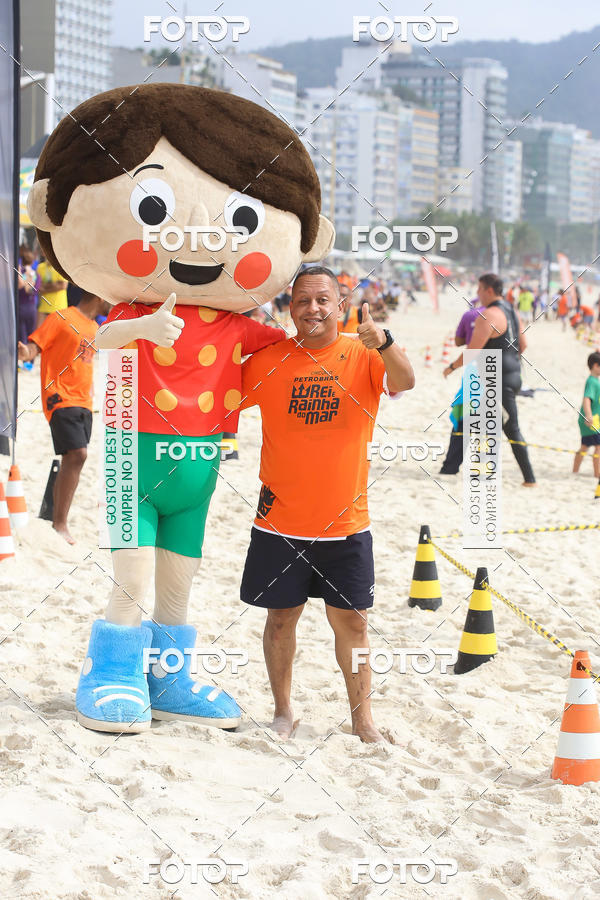 Buy your photos of the eventCircuito Petrobrs Rei e Rainha do Mar on Fotop