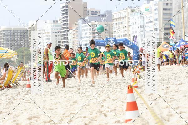 Buy your photos of the eventCircuito Petrobrs Rei e Rainha do Mar on Fotop