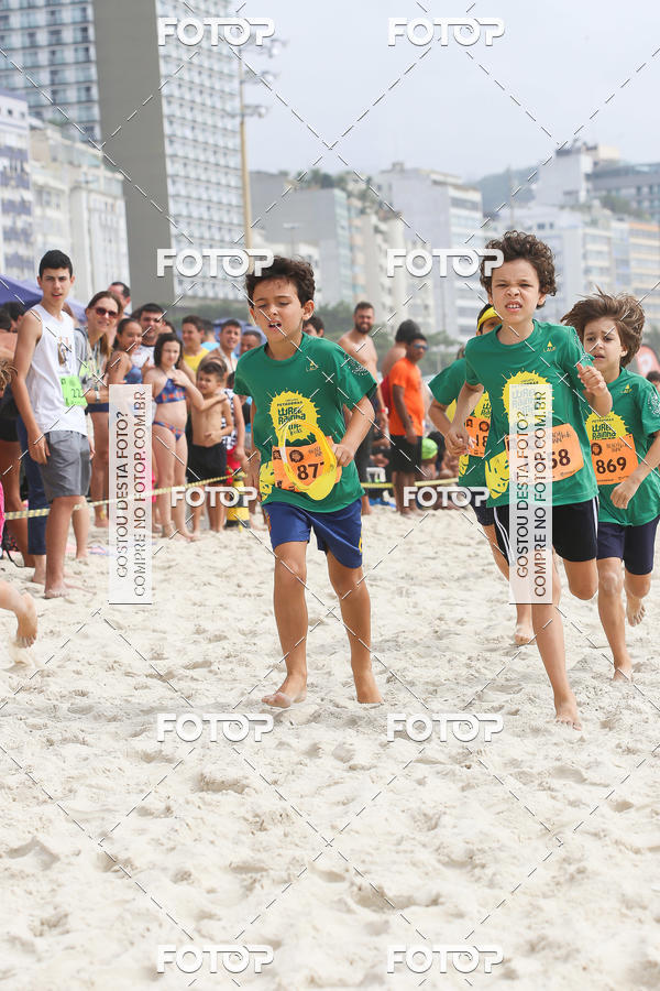 Buy your photos of the eventCircuito Petrobrs Rei e Rainha do Mar on Fotop