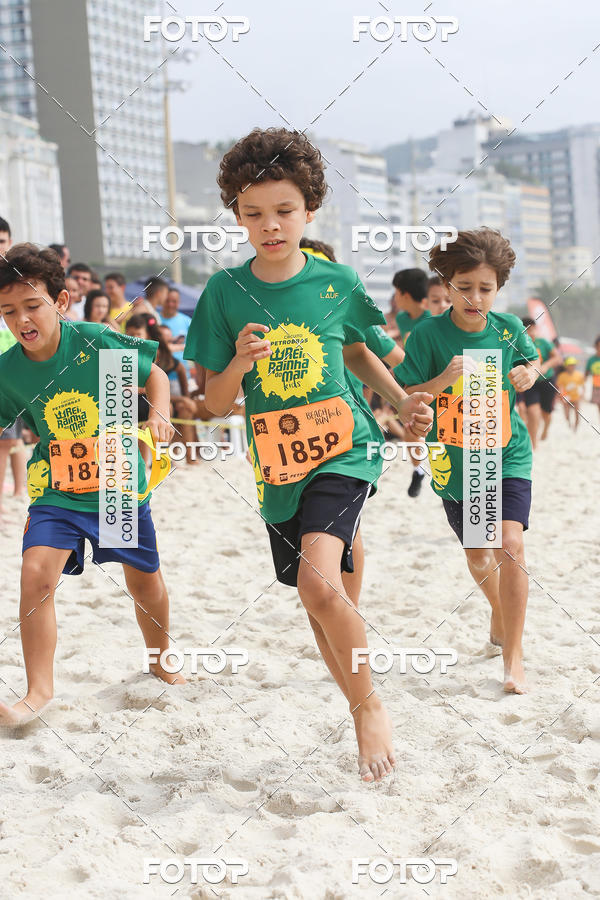 Buy your photos of the eventCircuito Petrobrs Rei e Rainha do Mar on Fotop