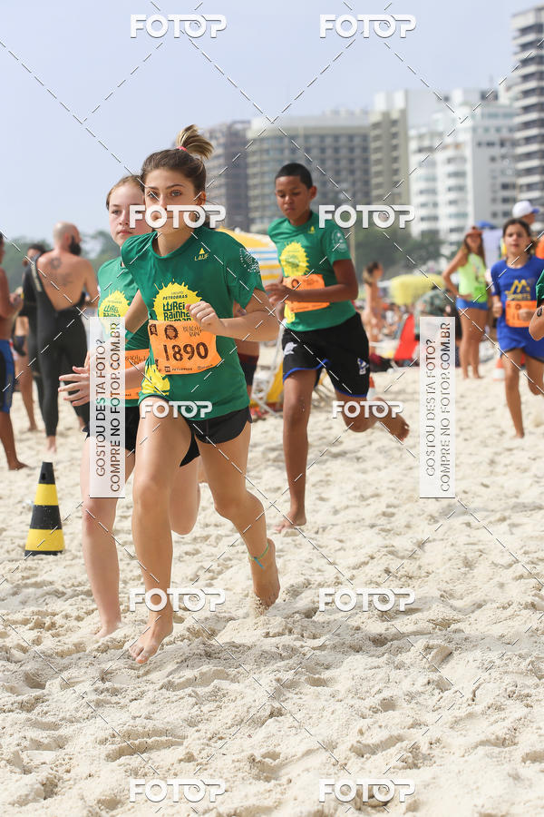 Buy your photos of the eventCircuito Petrobrs Rei e Rainha do Mar on Fotop