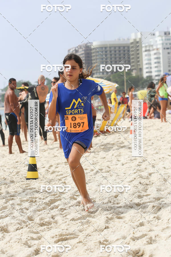 Buy your photos of the eventCircuito Petrobrs Rei e Rainha do Mar on Fotop